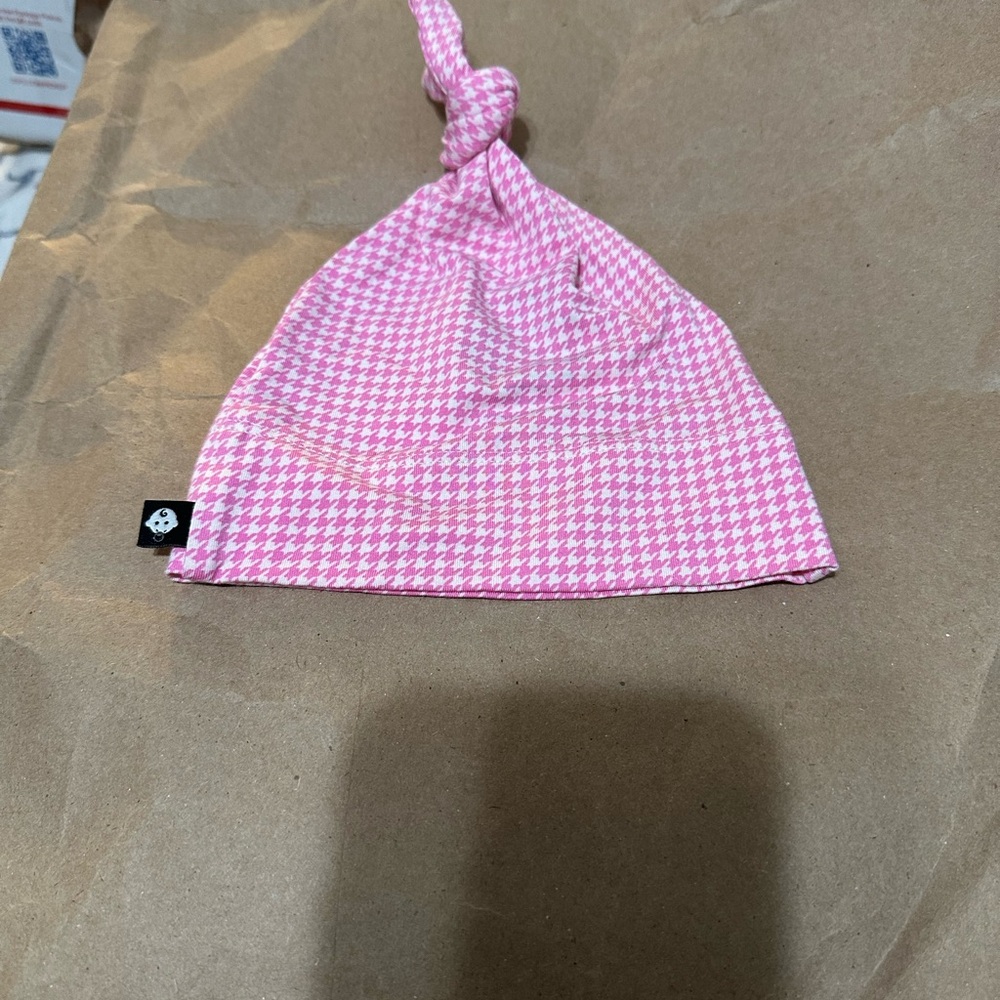 Sweet Bamboo Kids Pink Houndstooth Knot Beanie